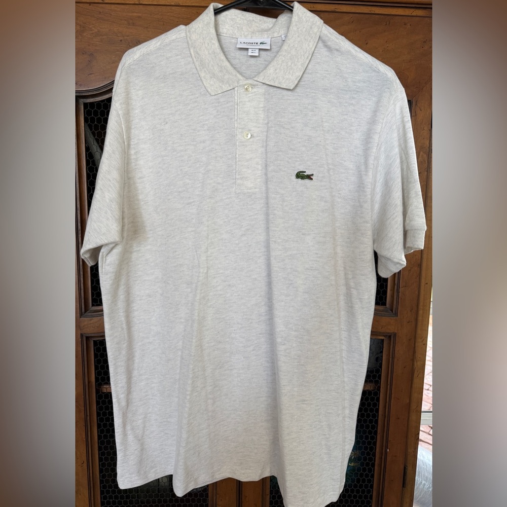 LACOSTE Men’s Classic Fit Polo. Size Large. Like new.